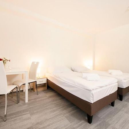Hotel Blue Apartment Bratislava Exterior photo